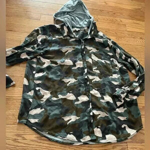 [L]Kismet Camo L/S Rayon Blend  Shirt Hoodie